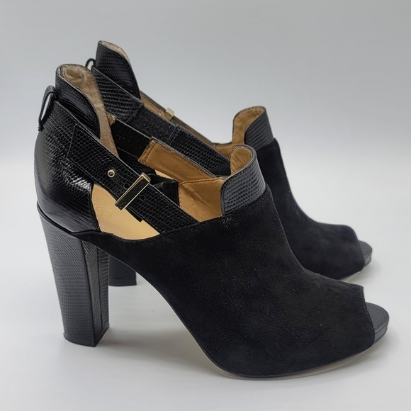 Ann Taylor Shoes - Ann Taylor Womens Analeigh Ankle Booties Black Sanke Embossed Leather Peep Toe 8
